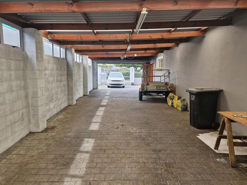 3 Bedroom Property for Sale in Matroosfontein Western Cape